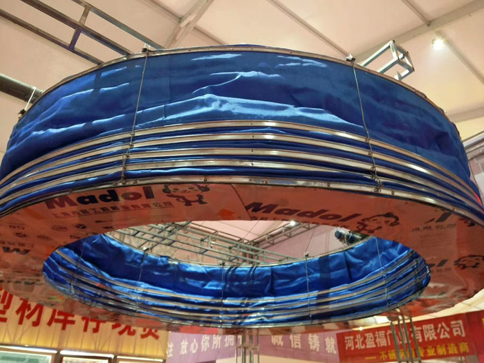 折疊防火卷簾特點：